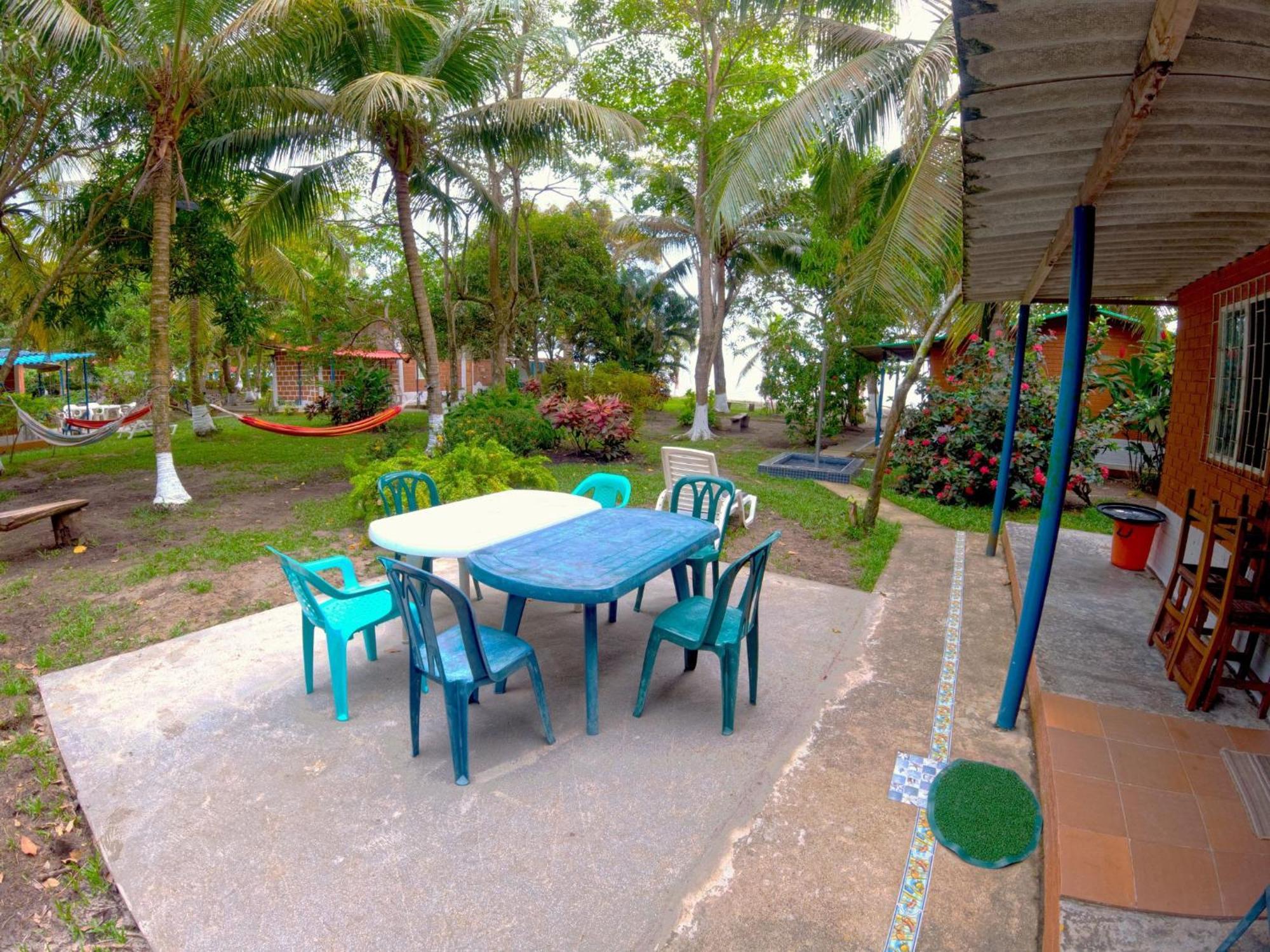 Las Cabanas De Mario เนโคคลิ ภายนอก รูปภาพ