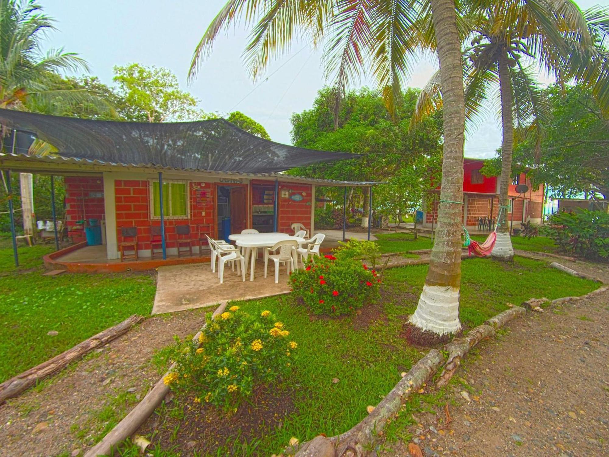 Las Cabanas De Mario เนโคคลิ ภายนอก รูปภาพ